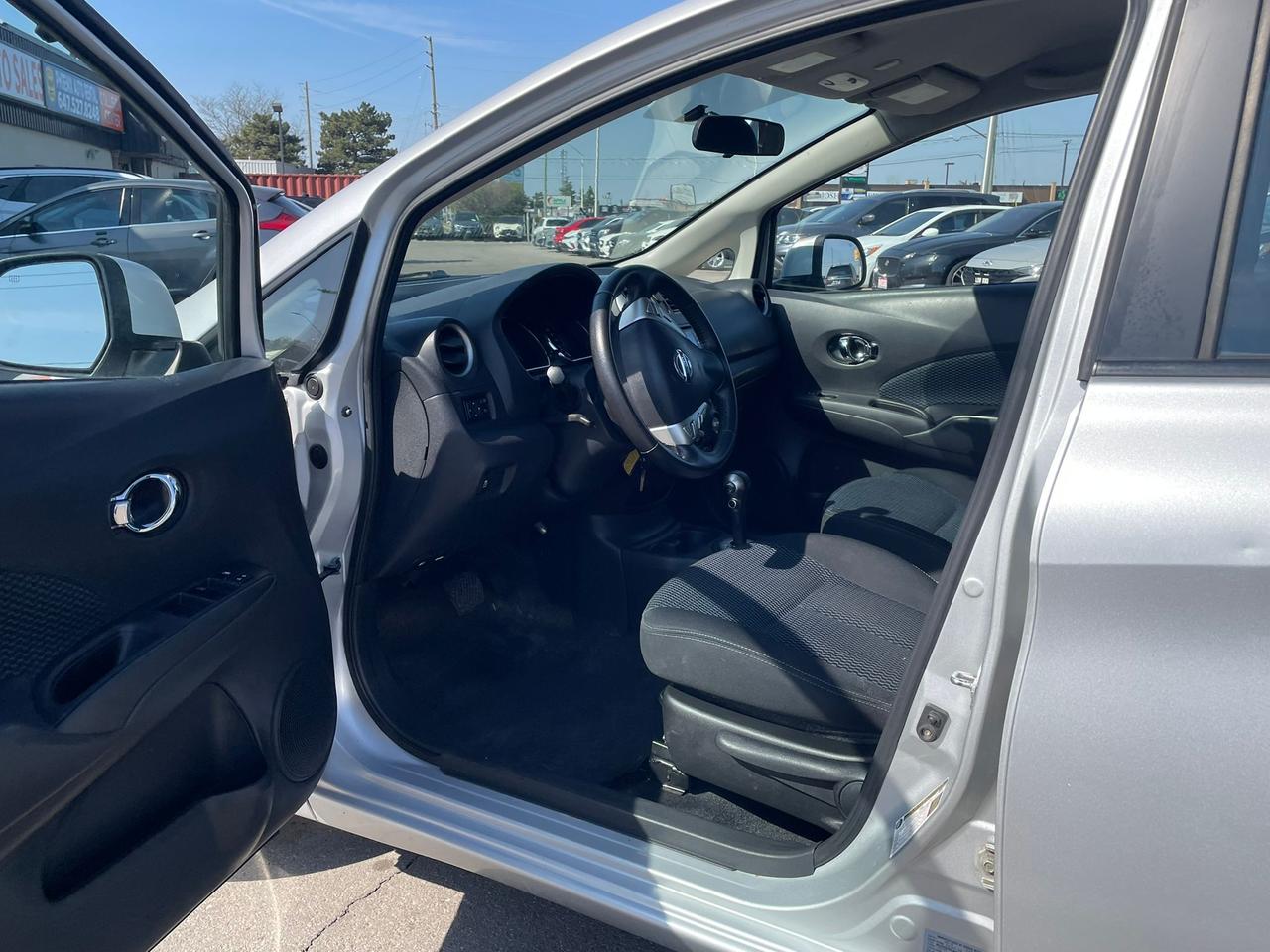2014 Nissan Versa Note 5dr HB Auto 1.6 LOW KM SAFETY CERTIFED B-TOOTH CAM Photo