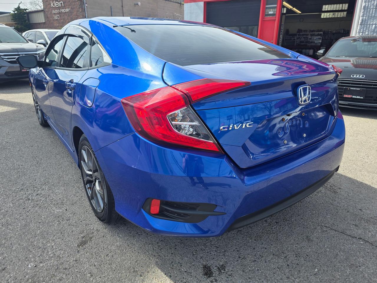 2018 Honda Civic LX Photo3