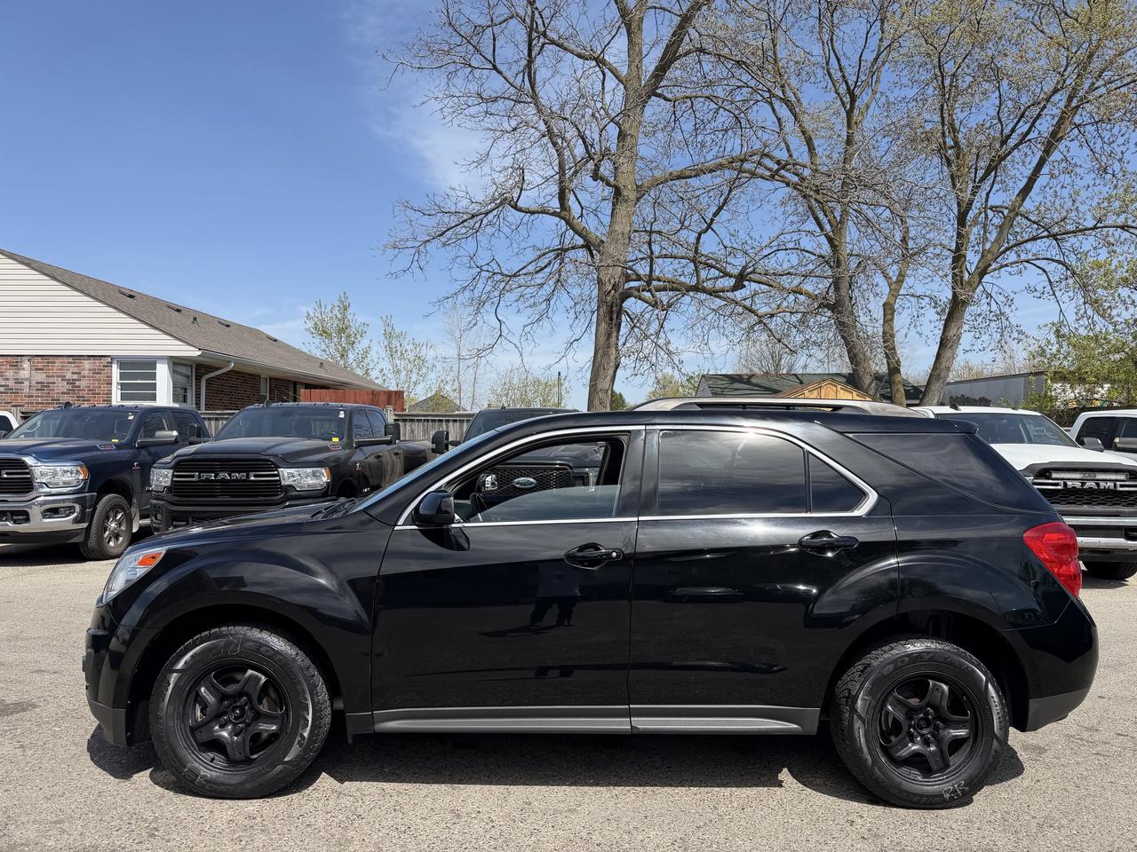 2014 Chevrolet Equinox LT | Clean CARFAX Photo3