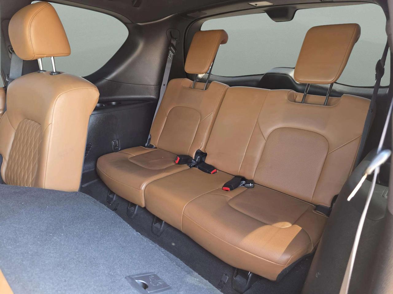 2021 Infiniti QX80 LUXE 7-Passenger Photo