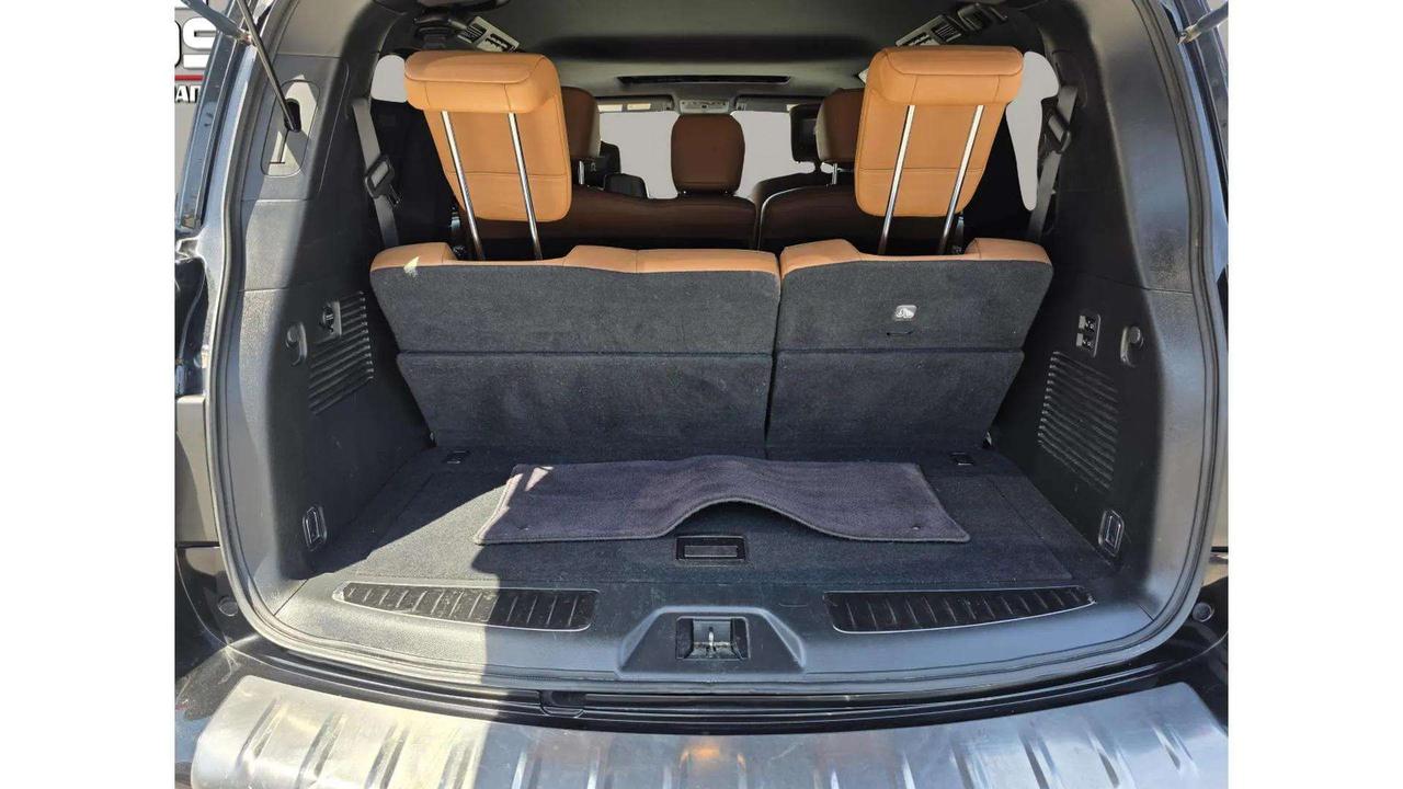 2021 Infiniti QX80 LUXE 7-Passenger Photo