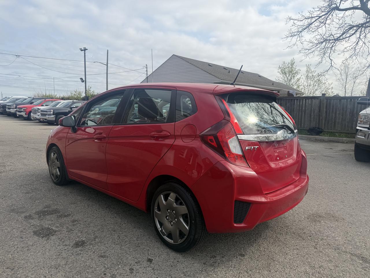 2017 Honda Fit SE Photo4