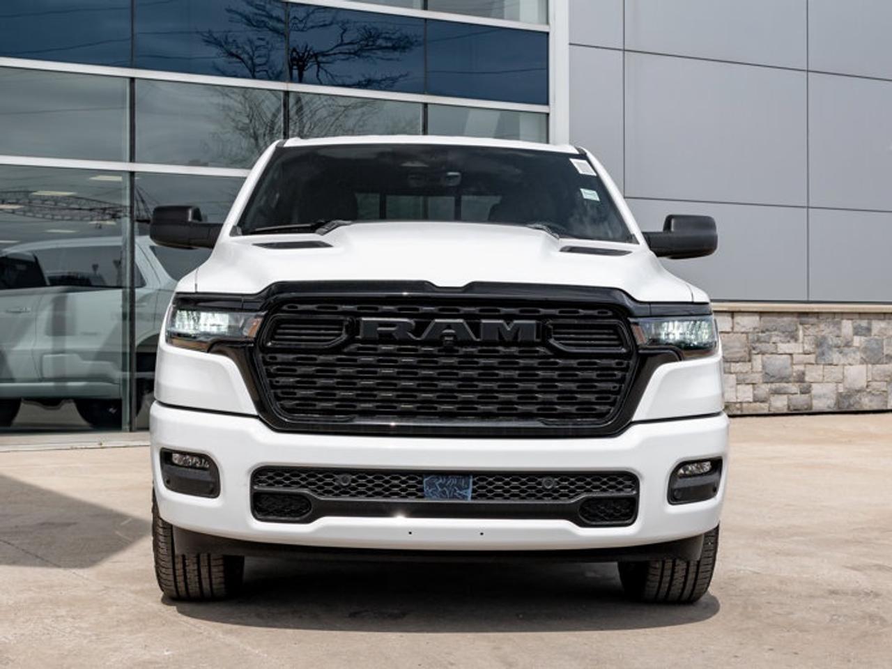 2026 RAM 1500 Express Photo