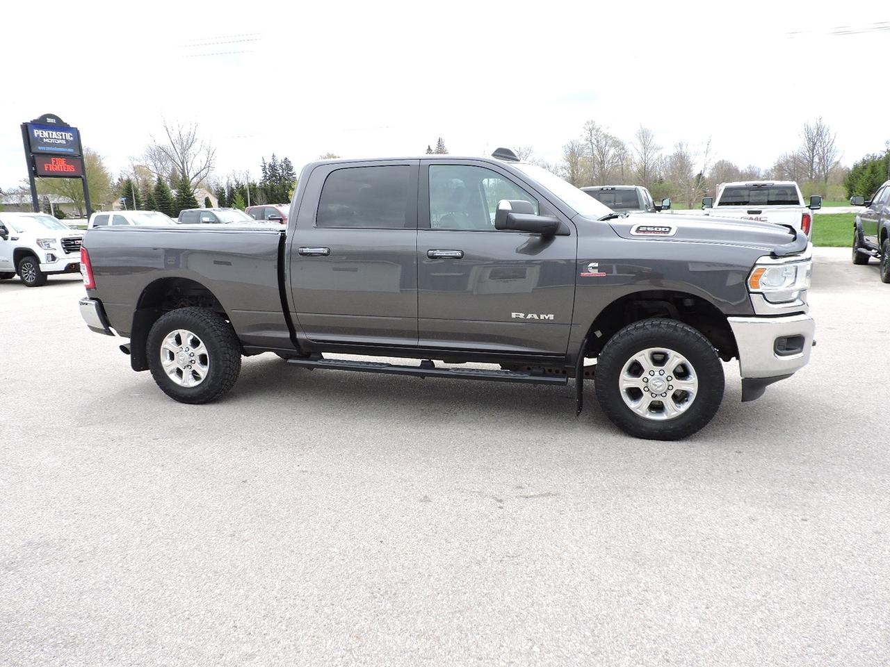 2019 RAM 2500 Big Horn Diesel 4X4 Well Oiled 6 Seater 132000 KMS Photo2