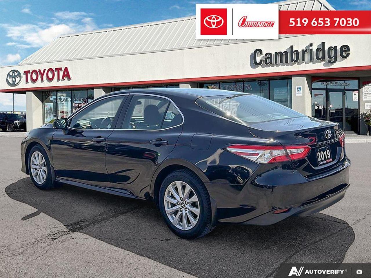 2019 Toyota Camry LE Photo