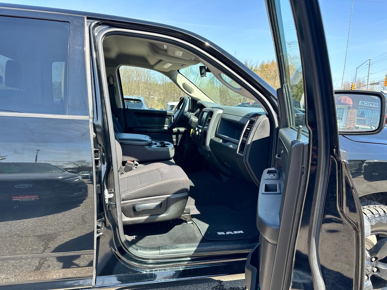 2019 RAM 1500 Classic Express4X4 DBLCab HEMI Cloth 6Passenger XM CarPlay Photo
