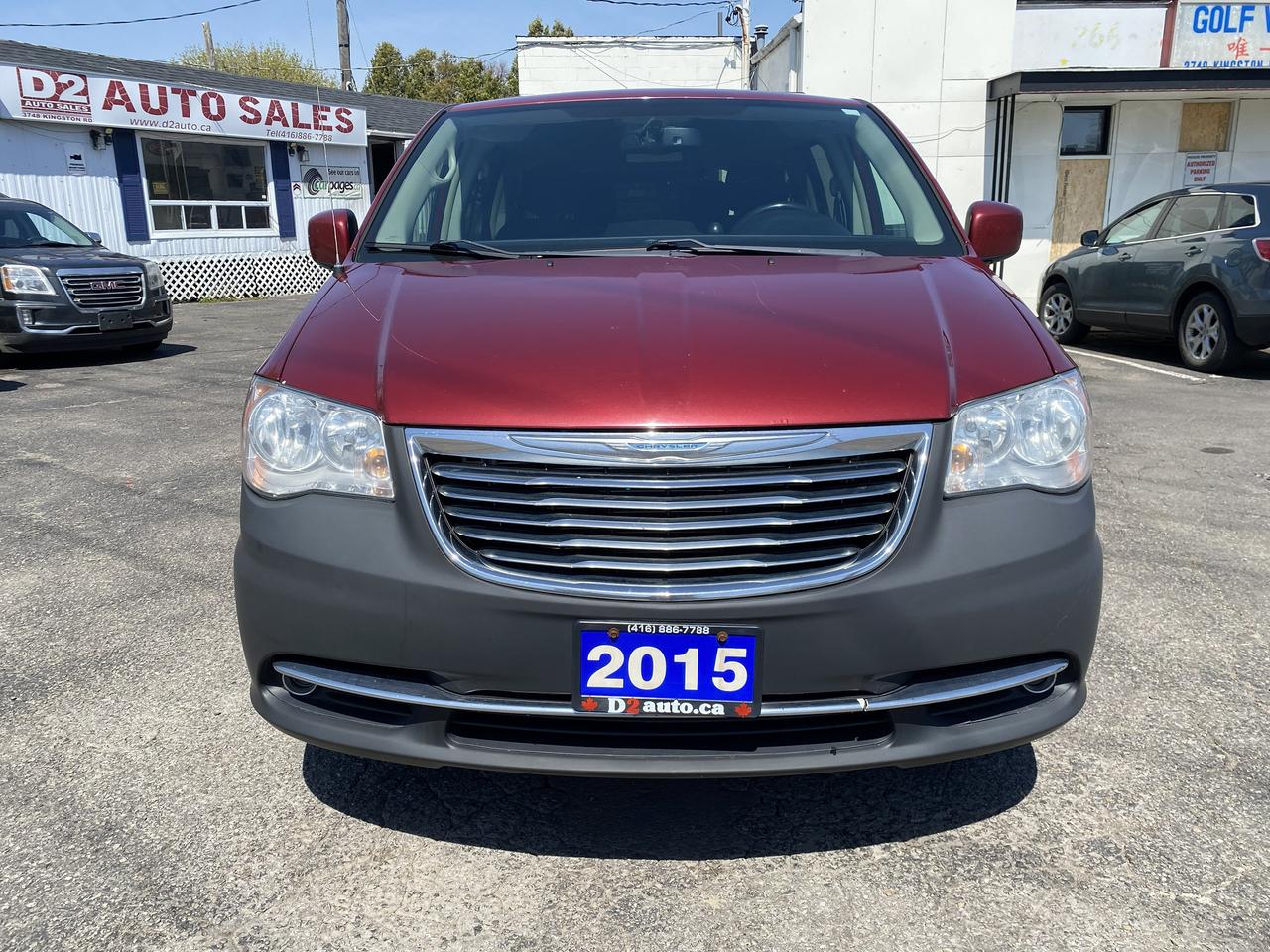 2015 Chrysler Town & Country 7 Passenger/Touring/Power Doors/DVD/Bckup Camera Photo2