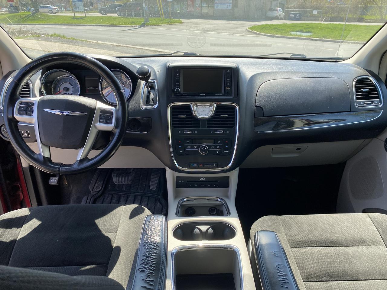 2015 Chrysler Town & Country 7 Passenger/Touring/Power Doors/DVD/Bckup Camera Photo