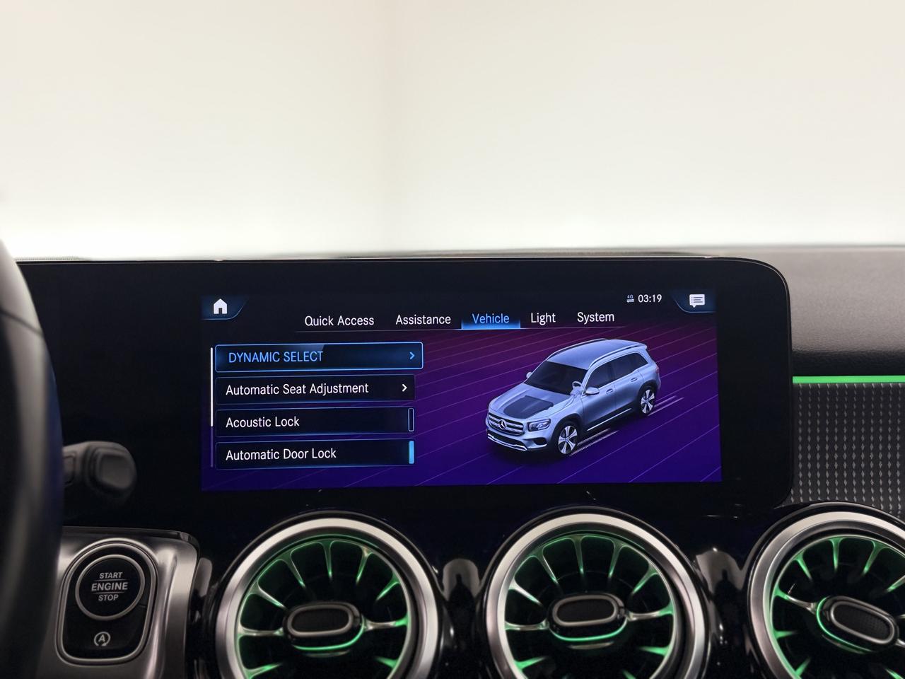 2023 Mercedes-Benz GLB GLB 250 Photo