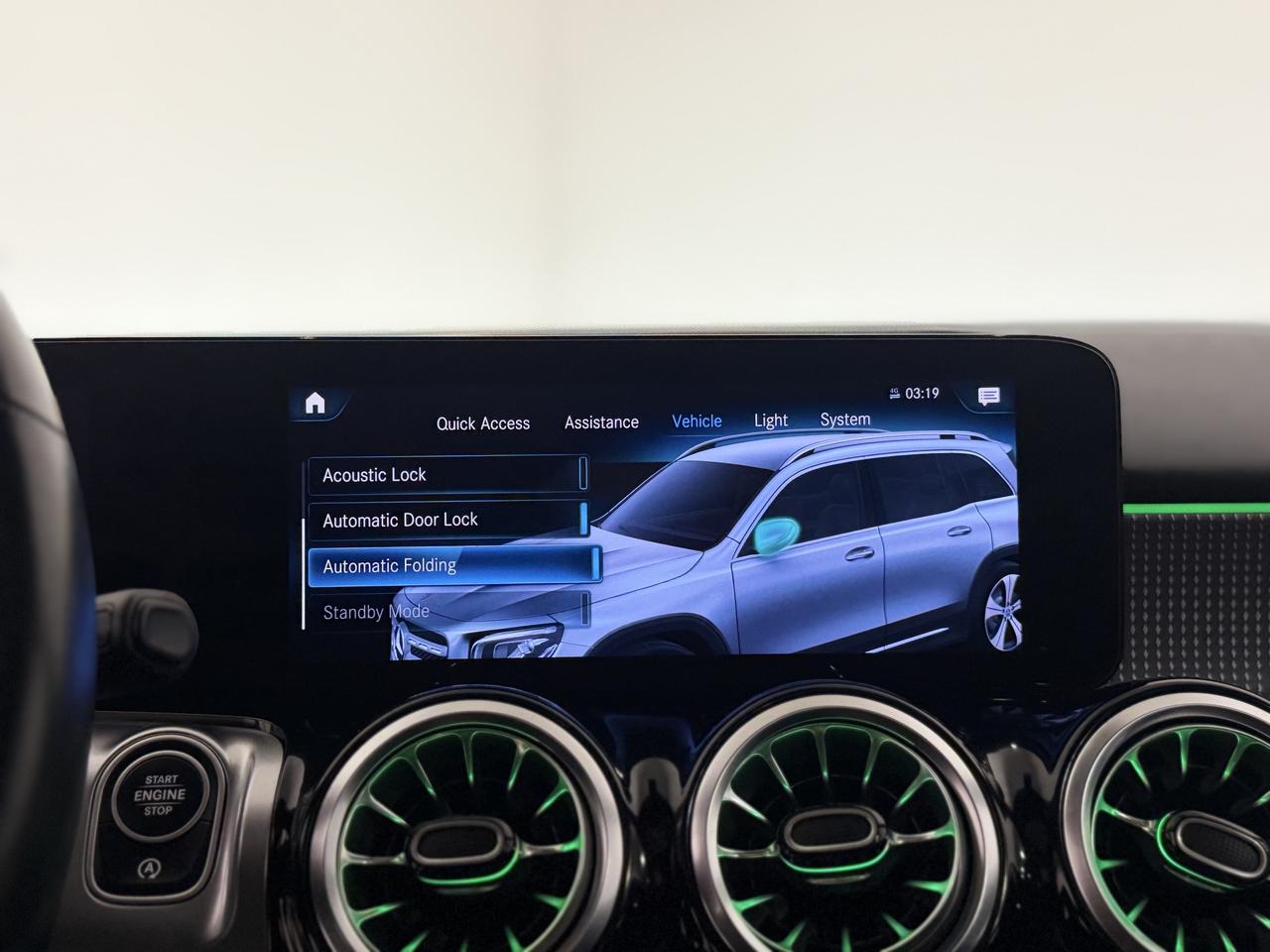 2023 Mercedes-Benz GLB GLB 250 Photo