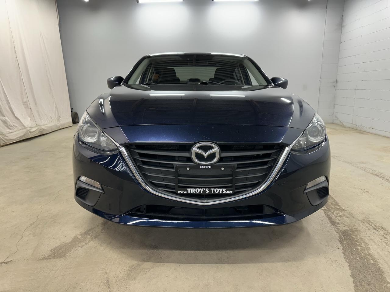 2015 Mazda MAZDA3 GS Photo