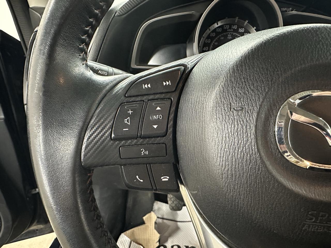 2015 Mazda MAZDA3 GS Photo