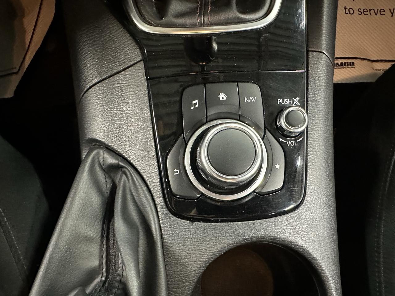 2015 Mazda MAZDA3 GS Photo