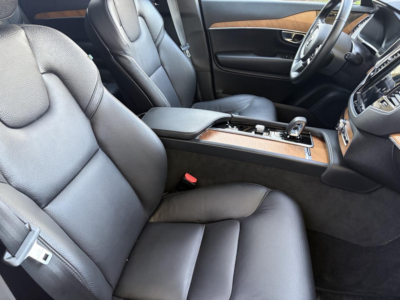 2024 Volvo XC90 Plus Bright Theme Photo