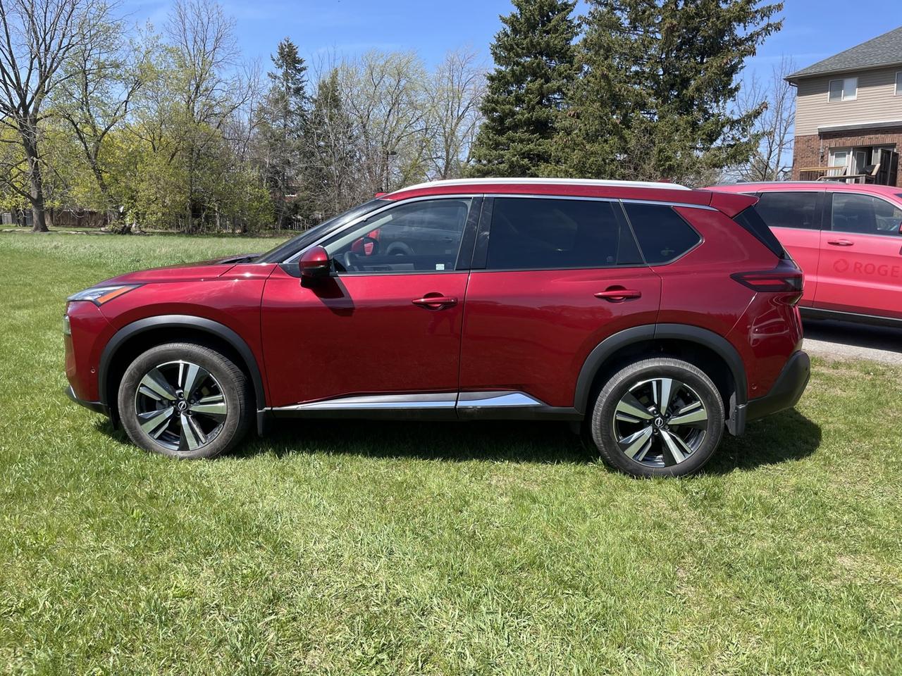 2023 Nissan Rogue SL AWD *Low Km’s Photo