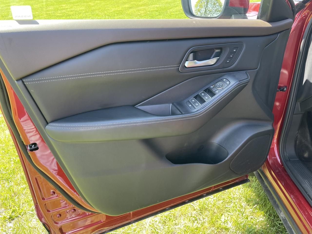2023 Nissan Rogue SL AWD *Low Km’s Photo