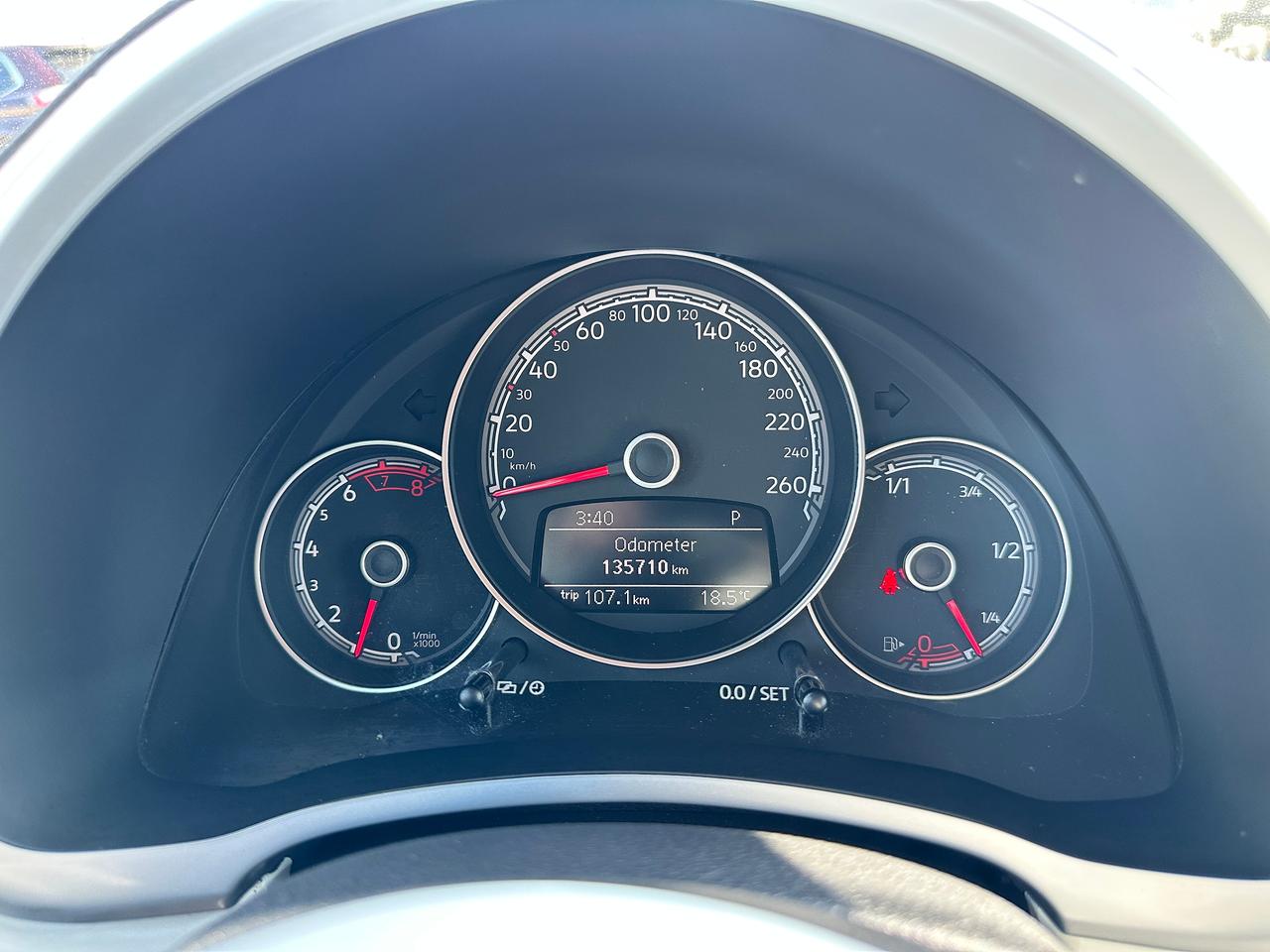 2017 Volkswagen Beetle Classic Convertible FM/XM Bluetooth BackupCam A/C Photo