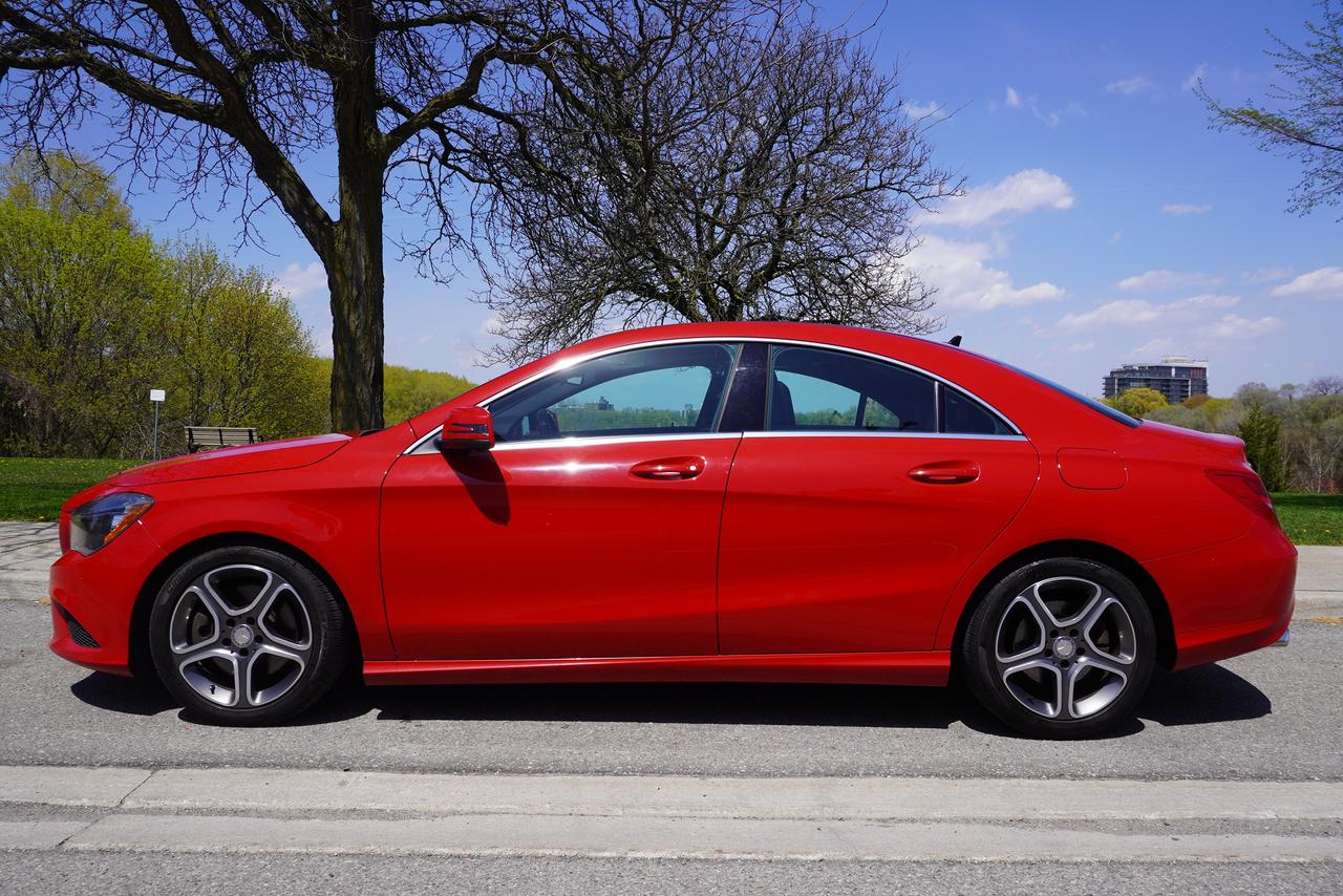 2015 Mercedes-Benz CLA-Class 1 OWNER /NO ACCIDENTS /AMG /4MATIC / LOADED LOCAL Photo