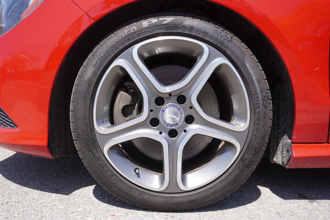 2015 Mercedes-Benz CLA-Class 1 OWNER /NO ACCIDENTS /AMG /4MATIC / LOADED LOCAL Photo