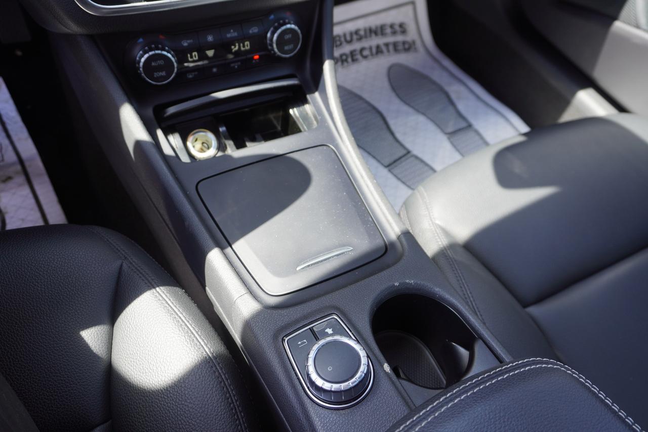2015 Mercedes-Benz CLA-Class 1 OWNER /NO ACCIDENTS /AMG /4MATIC / LOADED LOCAL Photo