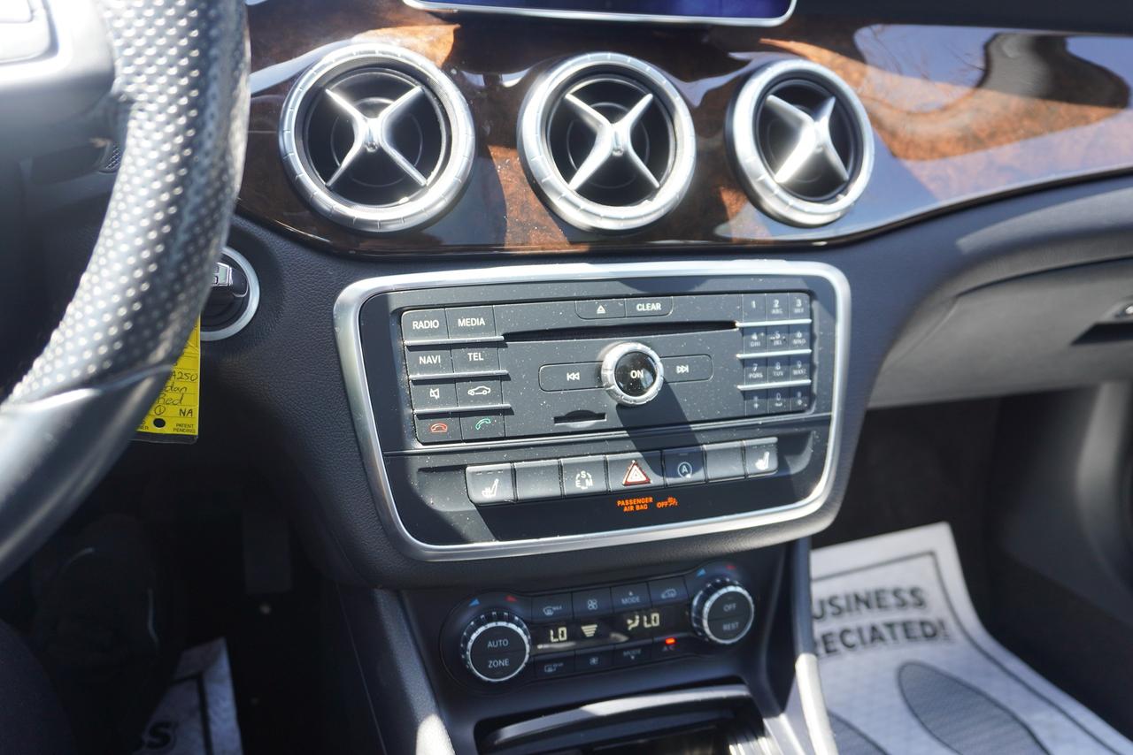 2015 Mercedes-Benz CLA-Class 1 OWNER /NO ACCIDENTS /AMG /4MATIC / LOADED LOCAL Photo