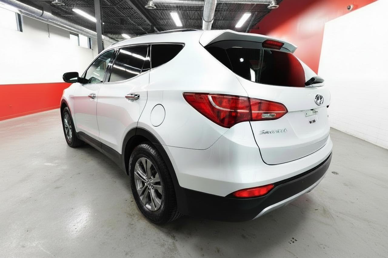 2014 Hyundai Santa Fe Sport LUXURY,PANO ROOF,NO ACCIDENT,ONE OWNER,AWD Photo2