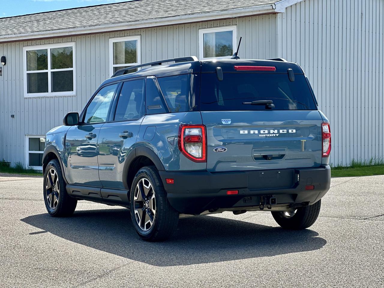2021 Ford Bronco Sport OUTERBANKS 4WD W/SUNROOF/TRAILER TOW PKG Photo3