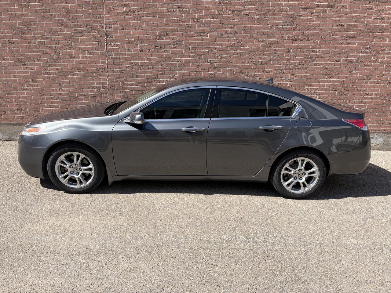 2009 Acura TL w/Nav Pkg Photo2