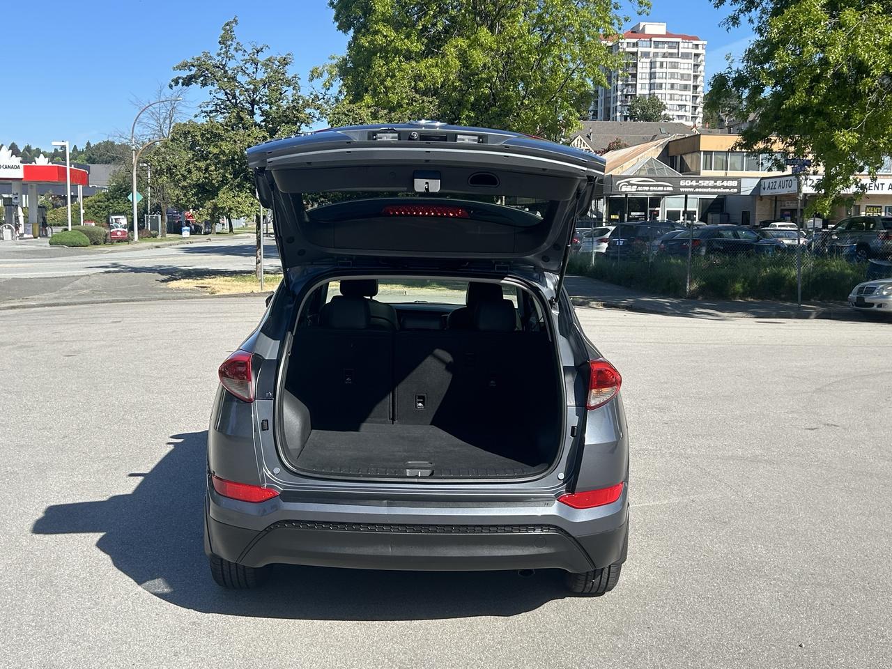 2017 Hyundai Tucson AWD 4dr 2.0L - Photo #8