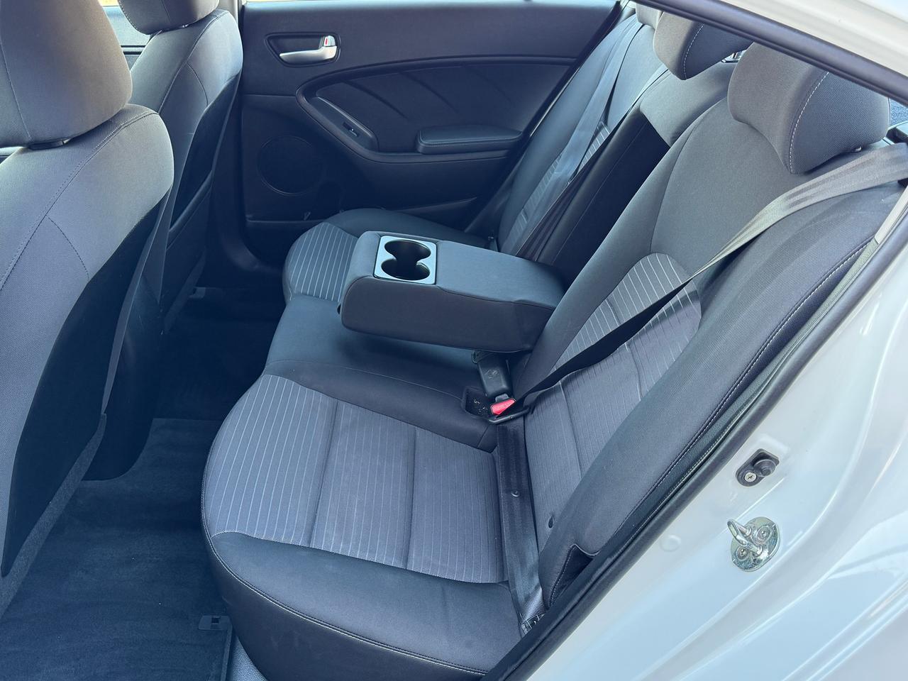 2018 Kia Forte LX+ONE OWNER+CLEAN CARFAX+APPLEPLAY Photo