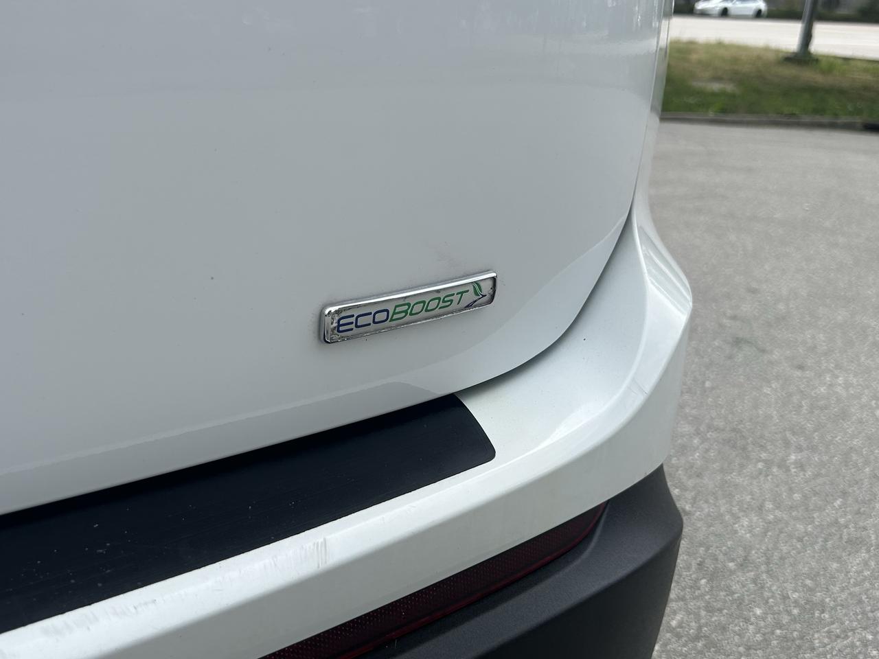 2016 Ford Edge SE - Photo 28