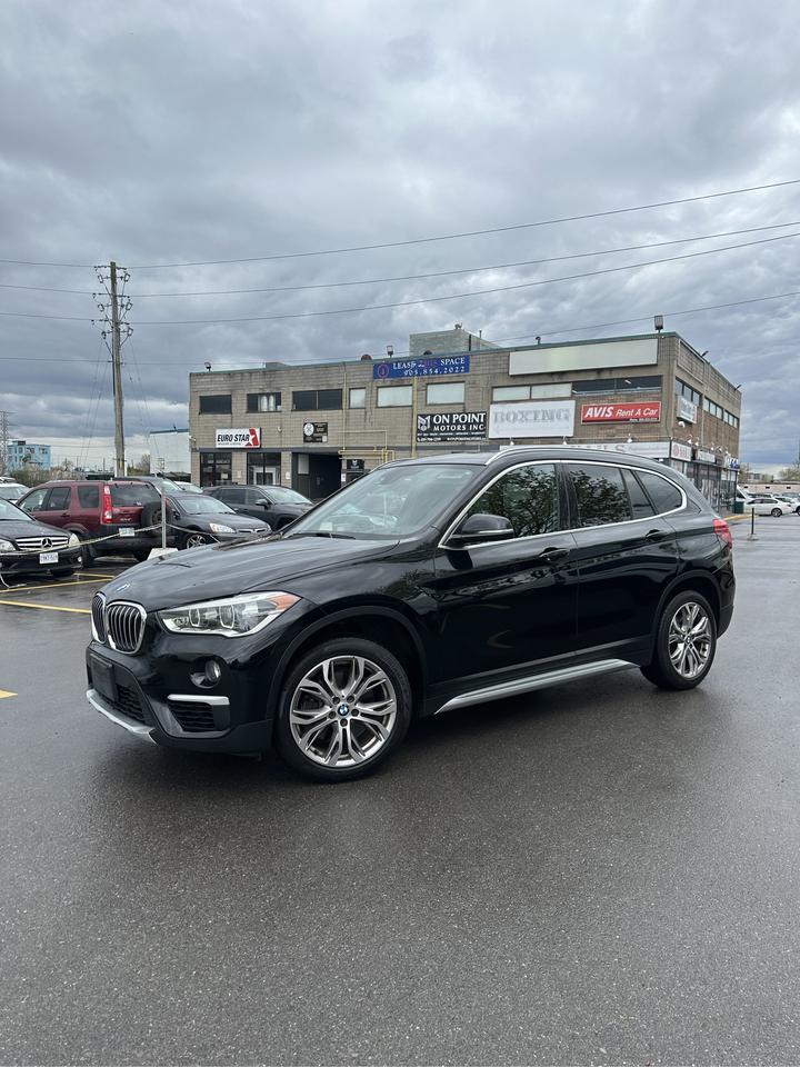 2018 BMW X1 xDrive28i Photo
