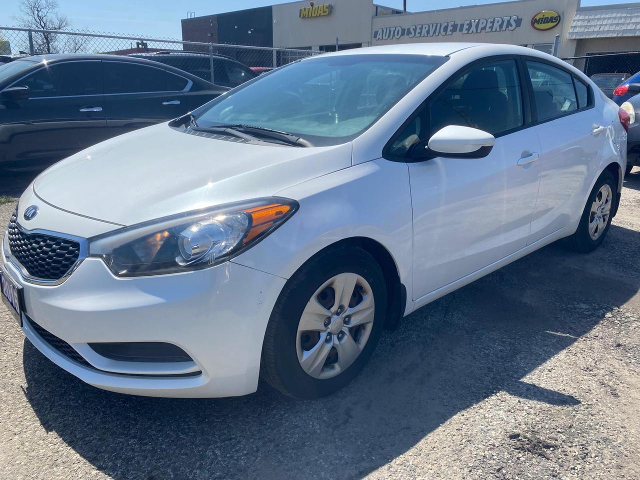 2015 Kia Forte LX, COMES CERTIFIED WITH 3 YRS WARRANTY INCLUDED Photo
