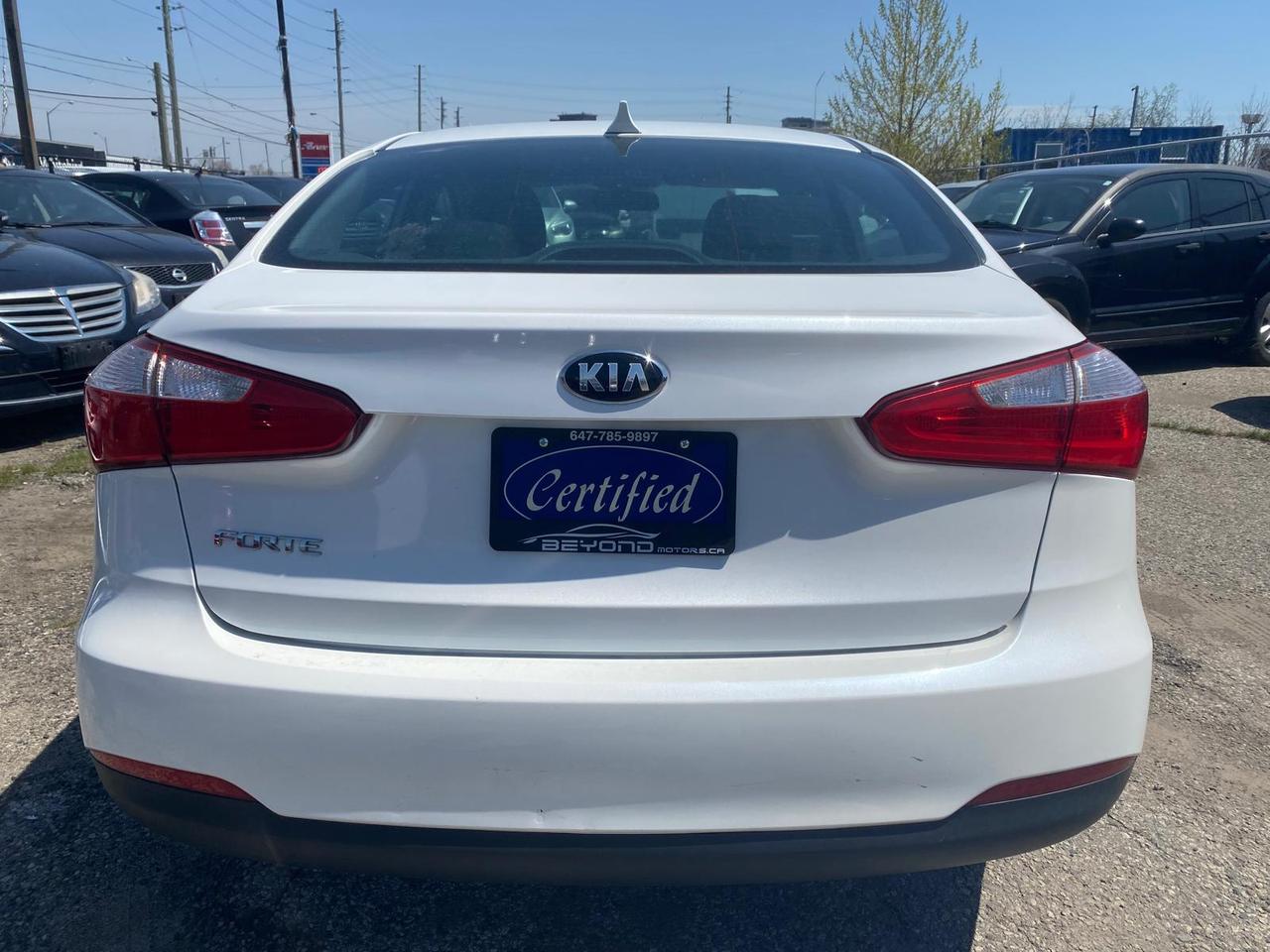 2015 Kia Forte LX, COMES CERTIFIED WITH 3 YRS WARRANTY INCLUDED Photo