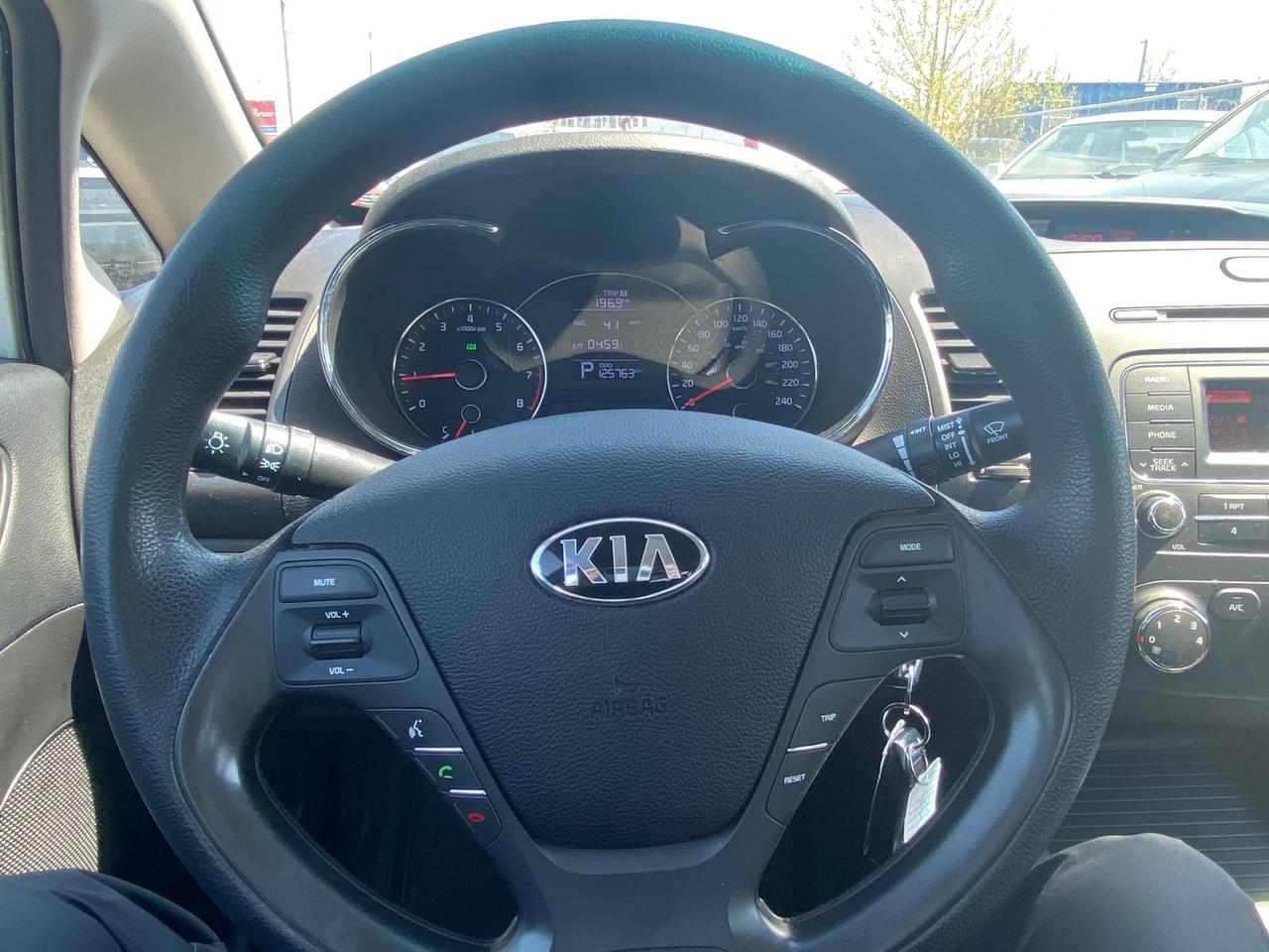 2015 Kia Forte LX, COMES CERTIFIED WITH 3 YRS WARRANTY INCLUDED Photo