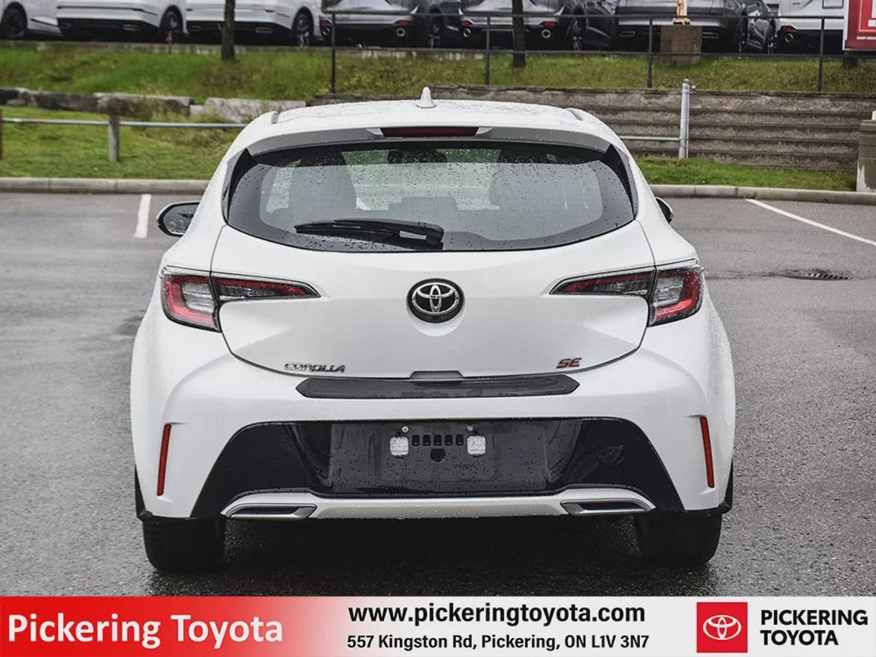 2021 Toyota Corolla Hatchback SE Photo