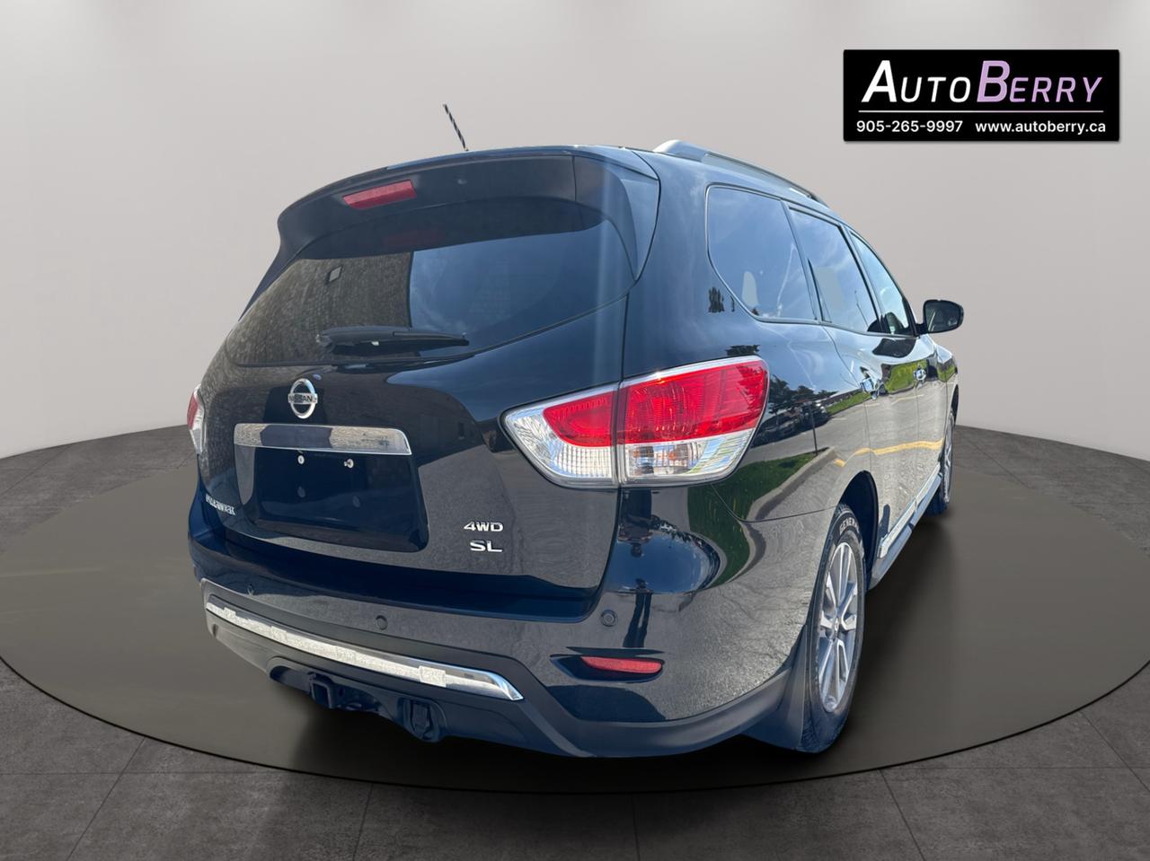 2014 Nissan Pathfinder 4WD 4DR SL Photo