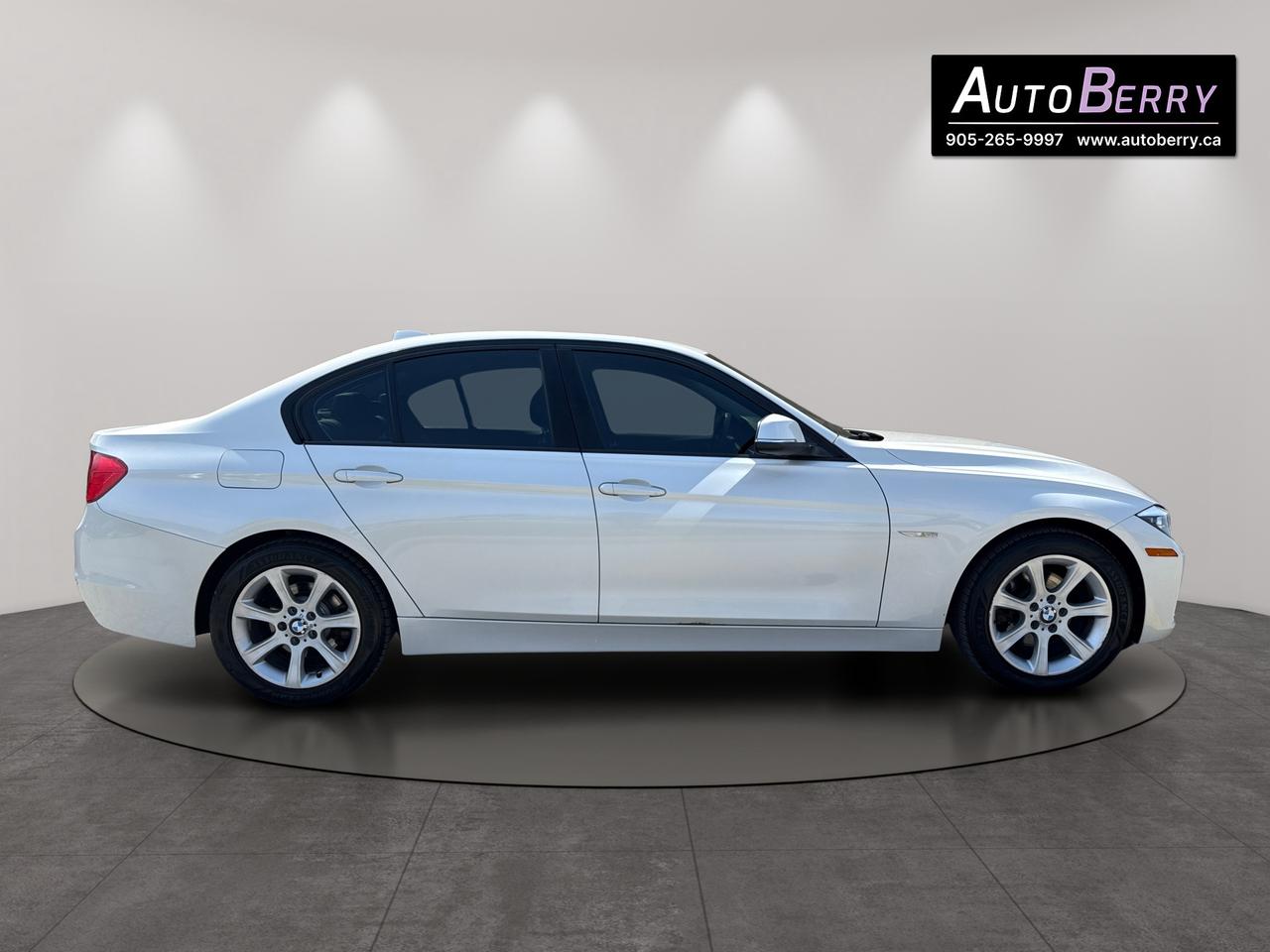 2013 BMW 3 Series 4dr Sdn 328i xDrive AWD Photo
