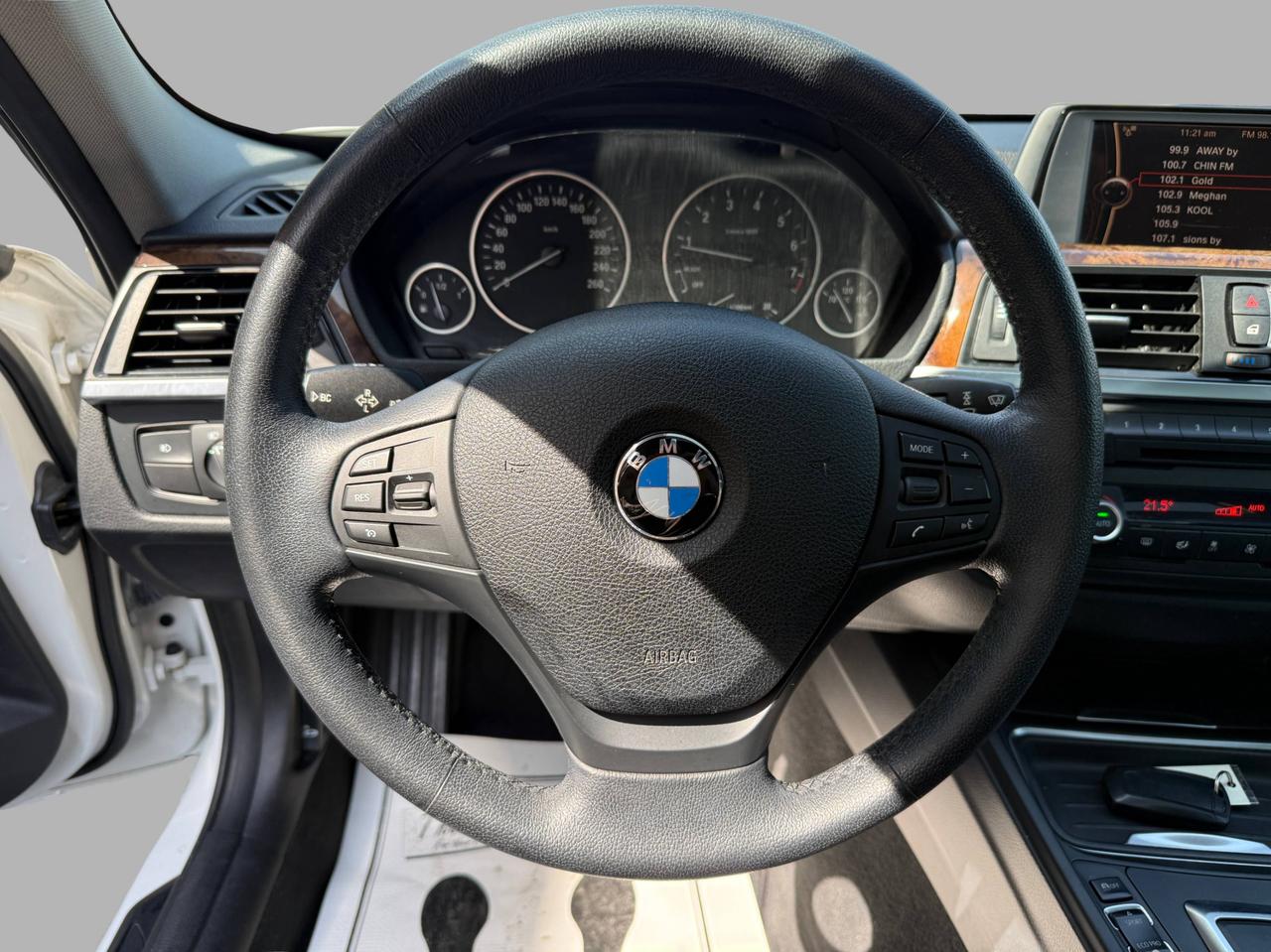 2013 BMW 3 Series 4dr Sdn 328i xDrive AWD Photo