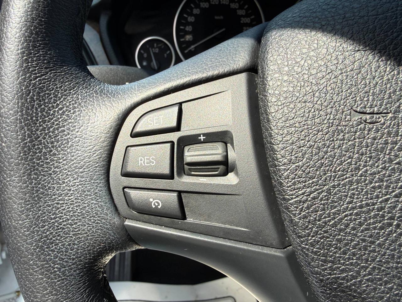 2013 BMW 3 Series 4dr Sdn 328i xDrive AWD Photo