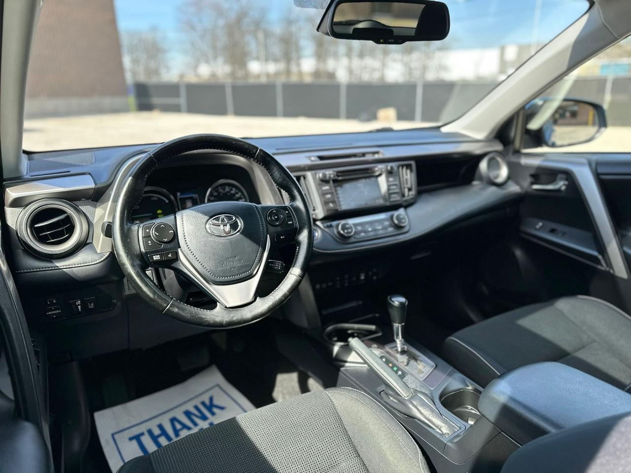 2017 Toyota RAV4  AWD Hybrid XLE Photo