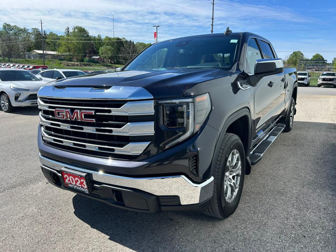 2023 GMC Sierra 1500 Crew Cab Standard Box 4-Wheel Drive SLE Photo