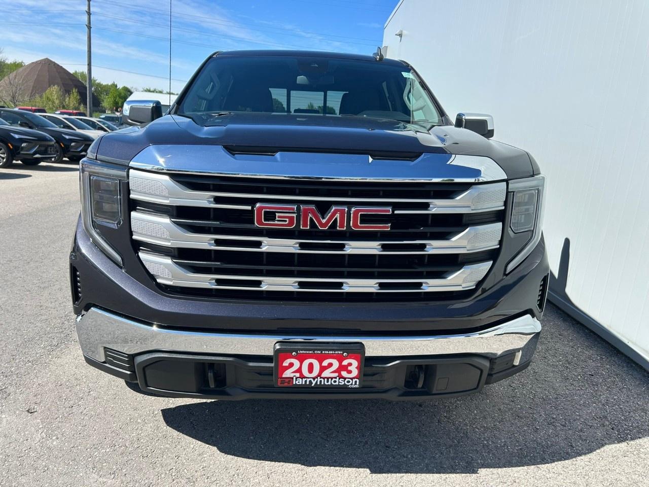 2023 GMC Sierra 1500 Crew Cab Standard Box 4-Wheel Drive SLE Photo2