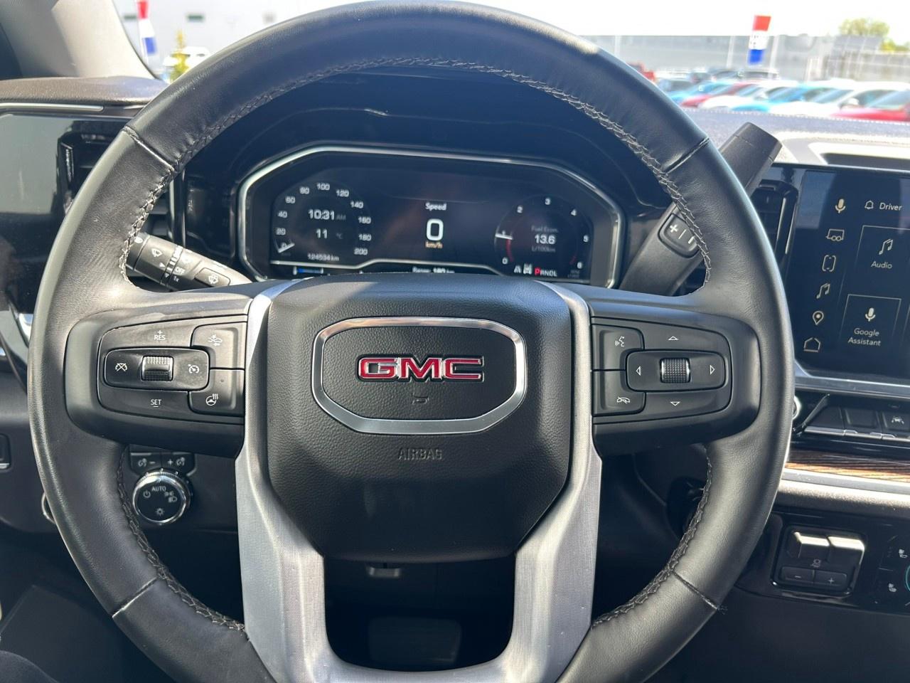 2023 GMC Sierra 1500 Crew Cab Standard Box 4-Wheel Drive SLE Photo