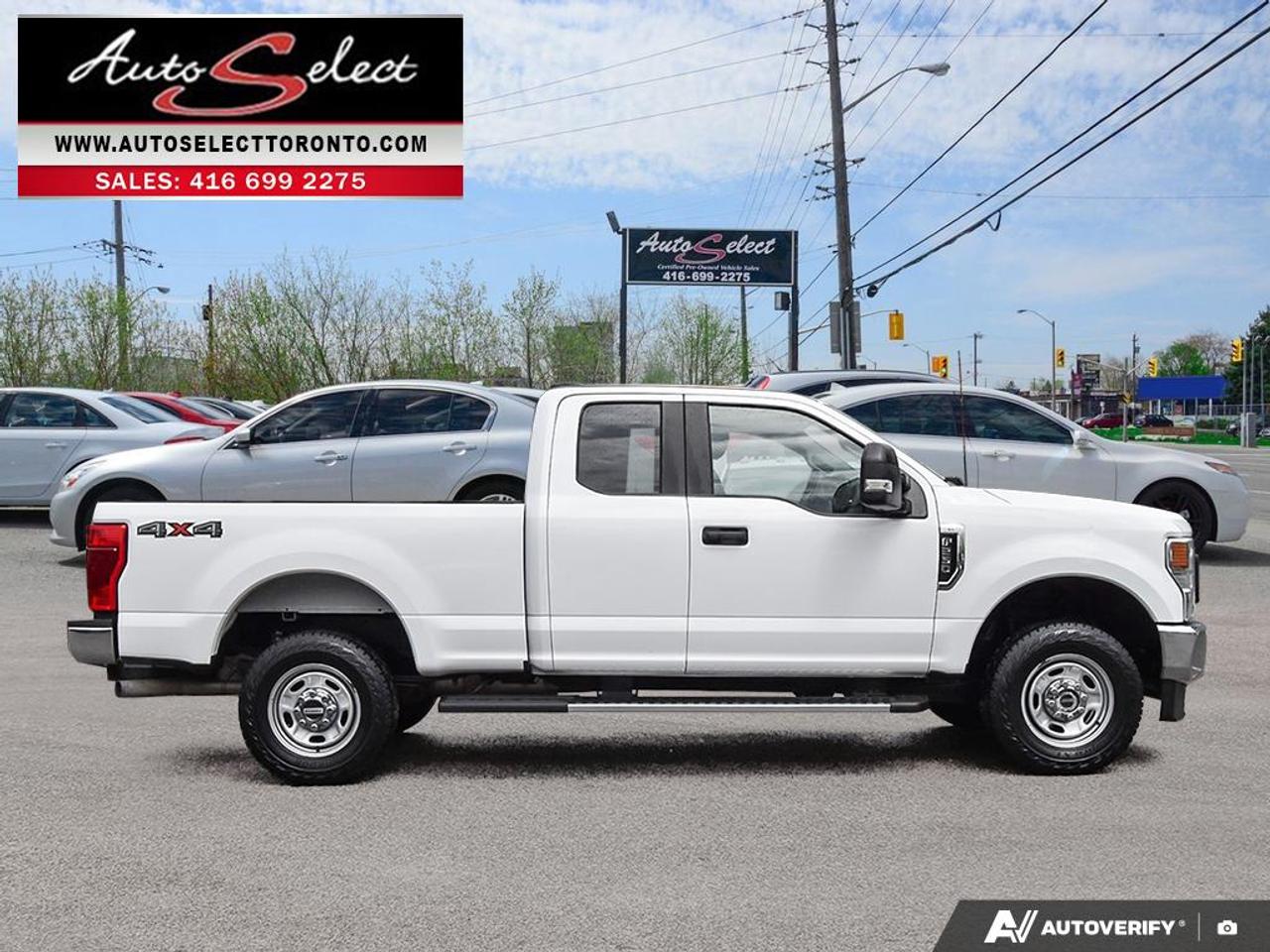 2022 Ford F-250 XL **6.2L V8** 4x4 - Backup Camera - Clean Carfax Photo
