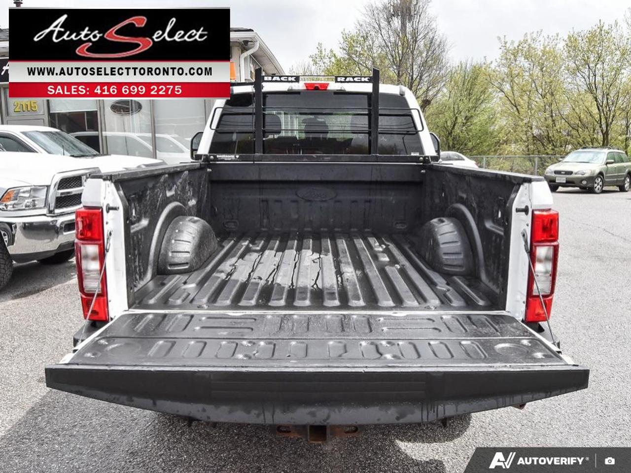 2022 Ford F-250 XL **6.2L V8** 4x4 - Backup Camera - Clean Carfax Photo
