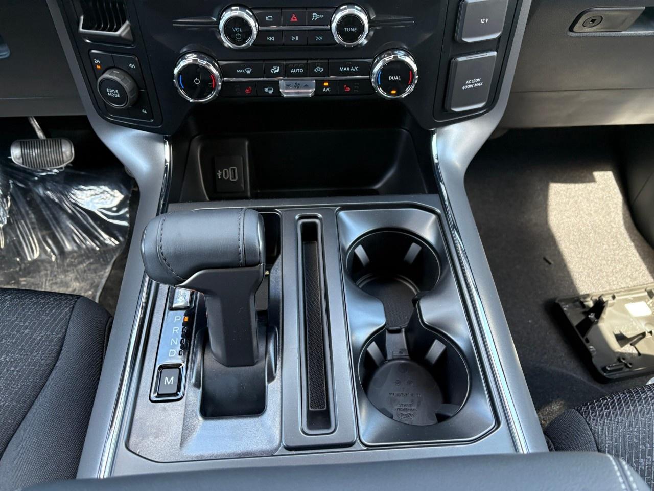 2026 Ford F-150 XLT 4WD SuperCrew 5.5' Box Photo