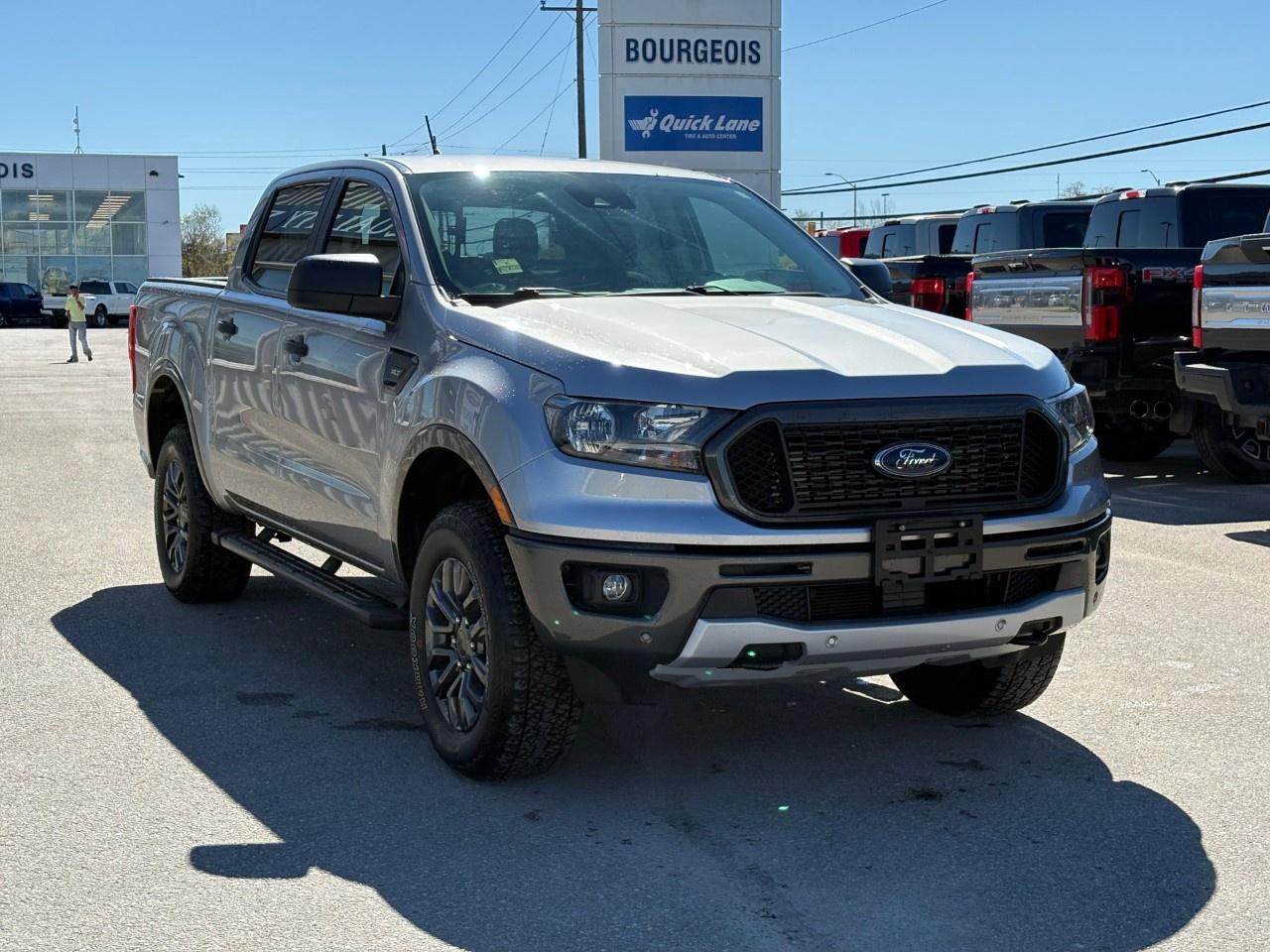 2020 Ford Ranger XLT 4WD SuperCrew 5' Box Photo3