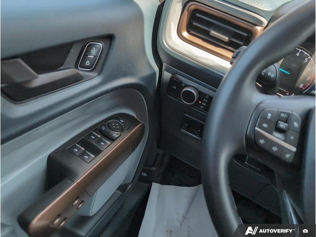 2024 Ford Maverick Lariat LARIAT LUX PKG | 4K TOEING | 2.0L Photo