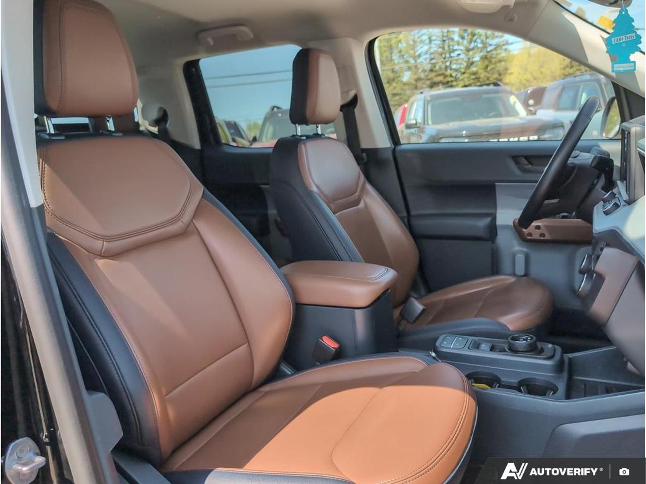 2024 Ford Maverick Lariat LARIAT LUX PKG | 4K TOEING | 2.0L Photo